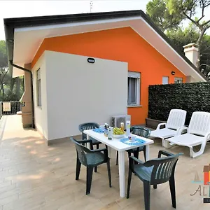 Sofia Villa Rosolina Mare