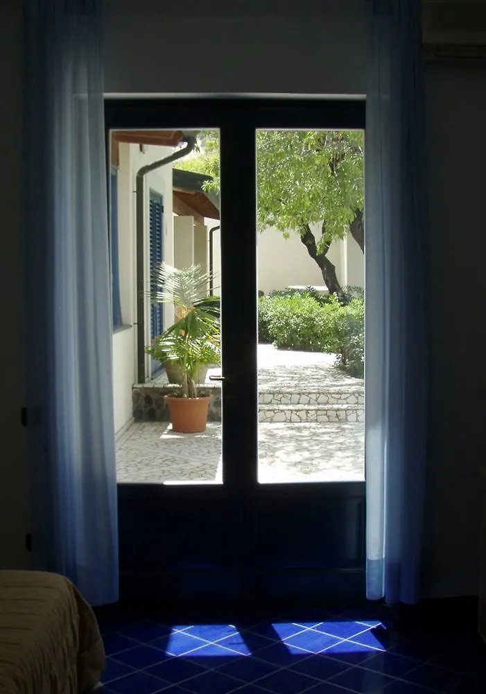 Hotel Aura Vulcano  3*, Vulcano (Isola)